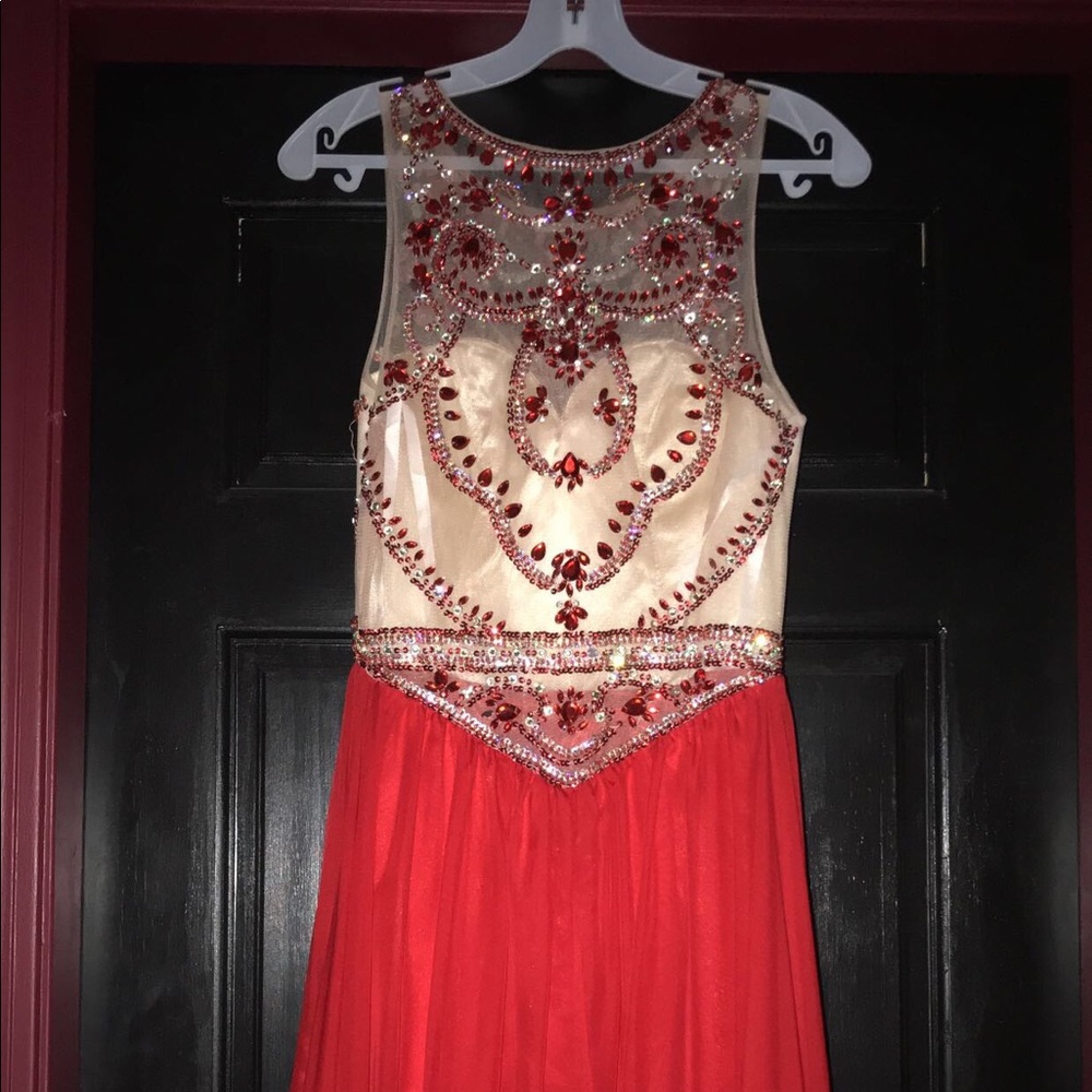 Prom Dress - Picture 2 of 3